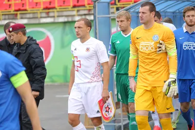 «Волинь» — «Дніпро» Дніпропетровськ 1:0: фото 1 з 15